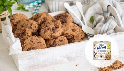 Cookies veganas de mantequilla de cacahuete y chocolate