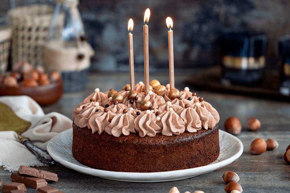 Receta fácil de tarta de chocolate - Hornea tu propia tarta de cumpleaños