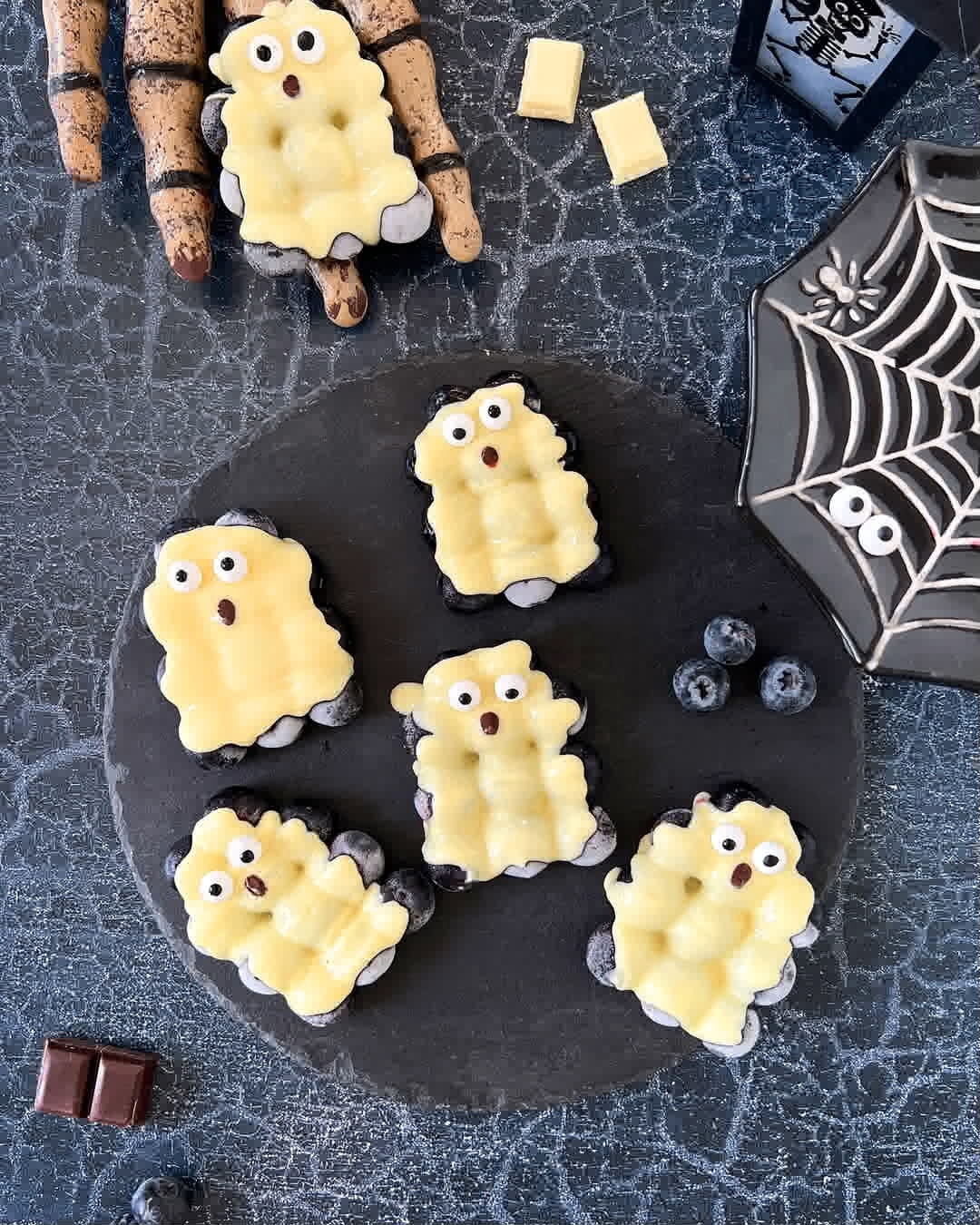 Mini fantasmitas de arándanos