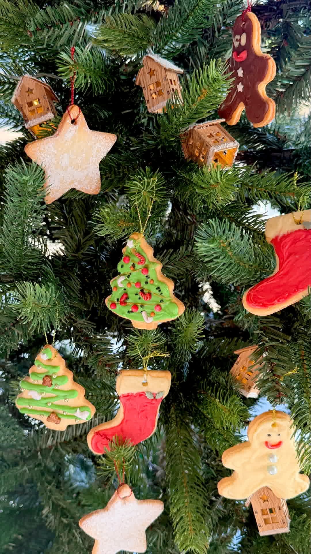 Galletas para colgar del árbol de Navidad