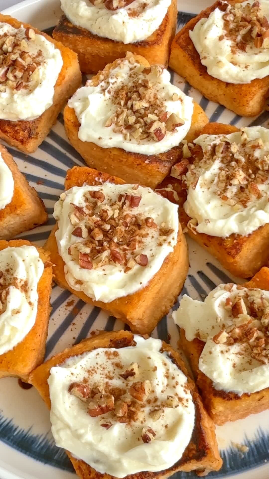 Torrijas de carrot cake