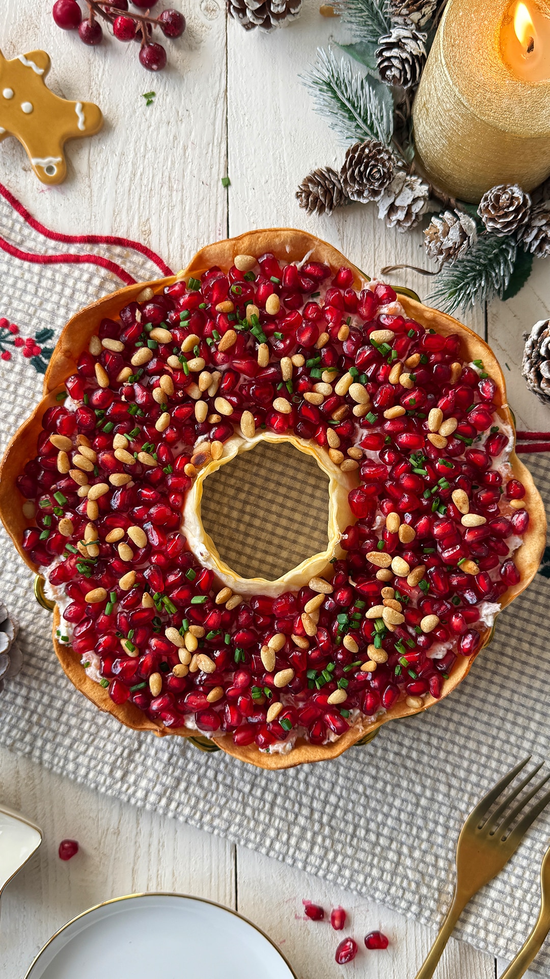 Corona crujiente de obleas para Navidad
