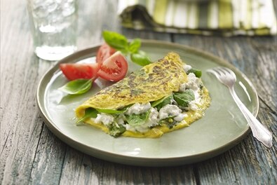 Tortilla de espinacas y queso fresco